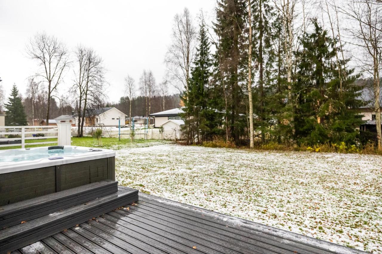 Arctic Luxury Villa By BookLapland - 3