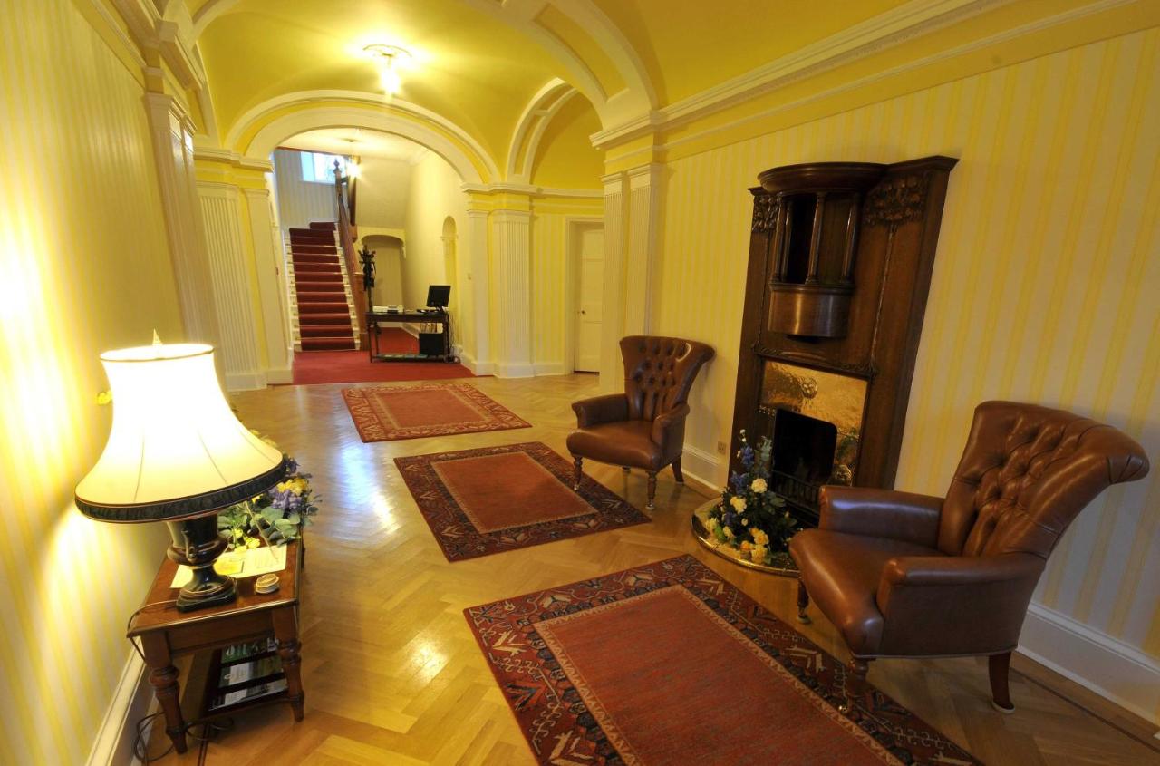 Woodland House Hotel - 4