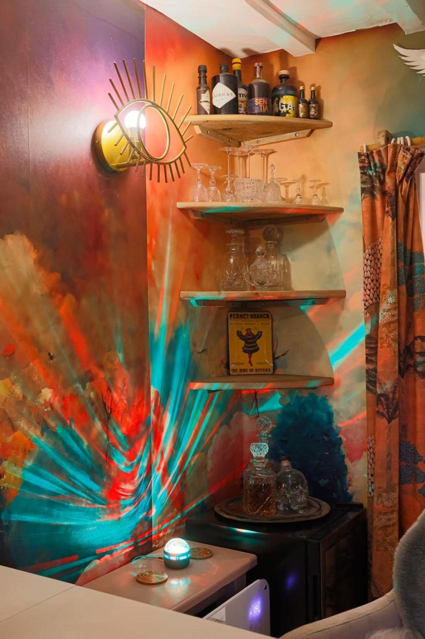 Artists Hideaway - 4