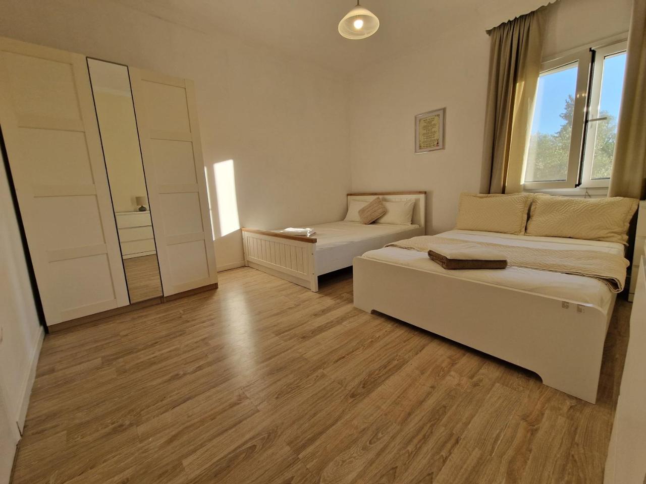 Kouros Villa Apartments - 6
