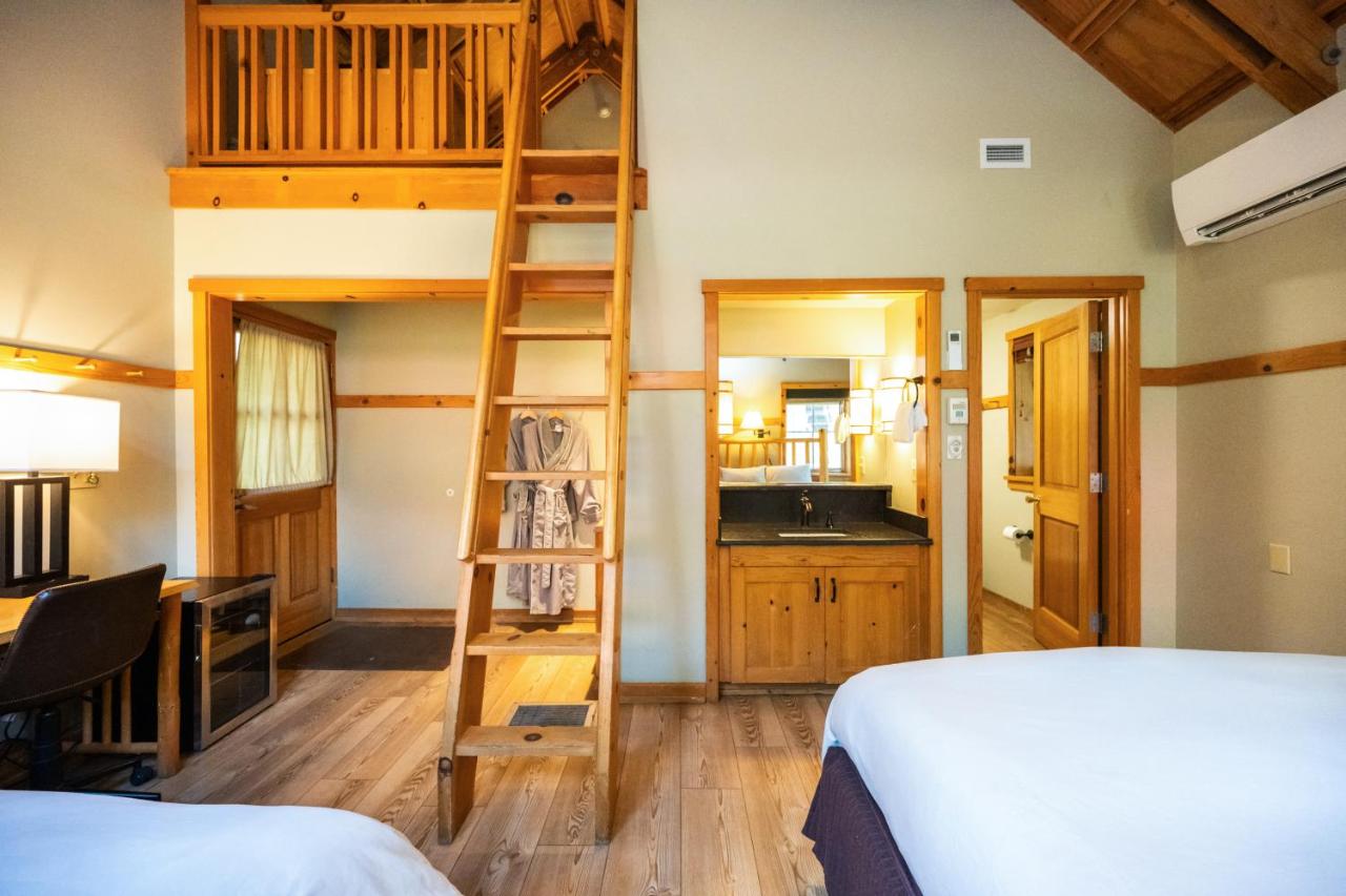 Sleeping Lady Mountain Resort & Spa photo 3