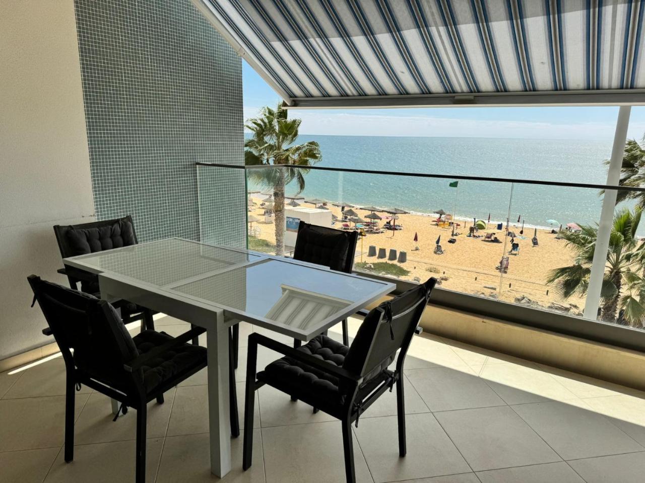Brisa do Mar - 2BR Sea Front Luxury Apartment - 2