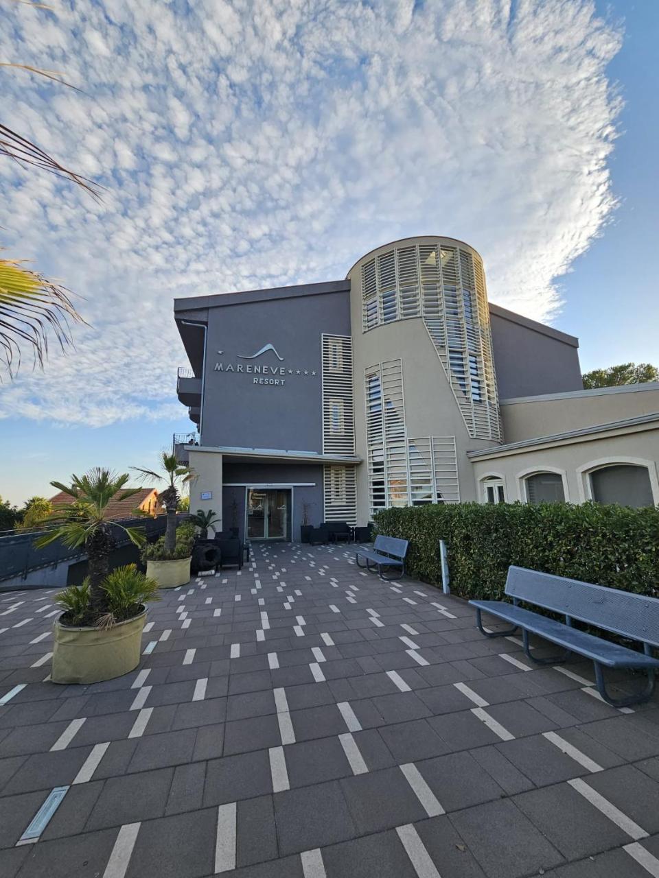 Mareneve Resort