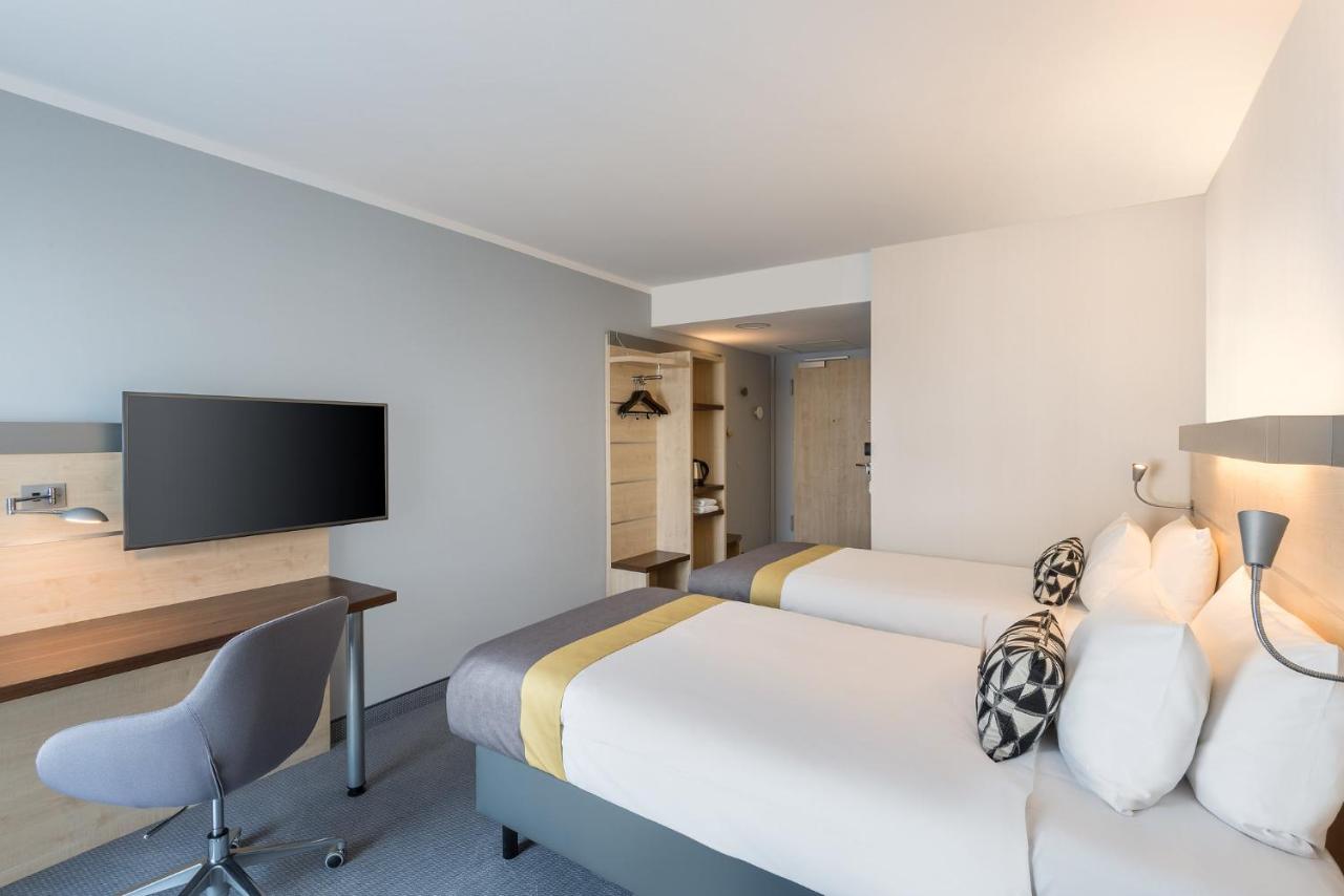 Holiday Inn Express Gütersloh By IHG photo 2