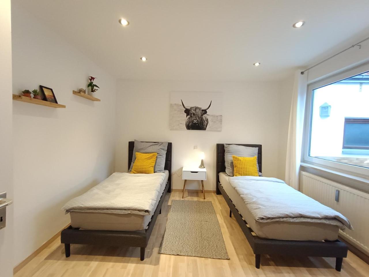 Altdorf Zentral 3, Stadtnähe NBG, 2 BR, 4 Pers - 5