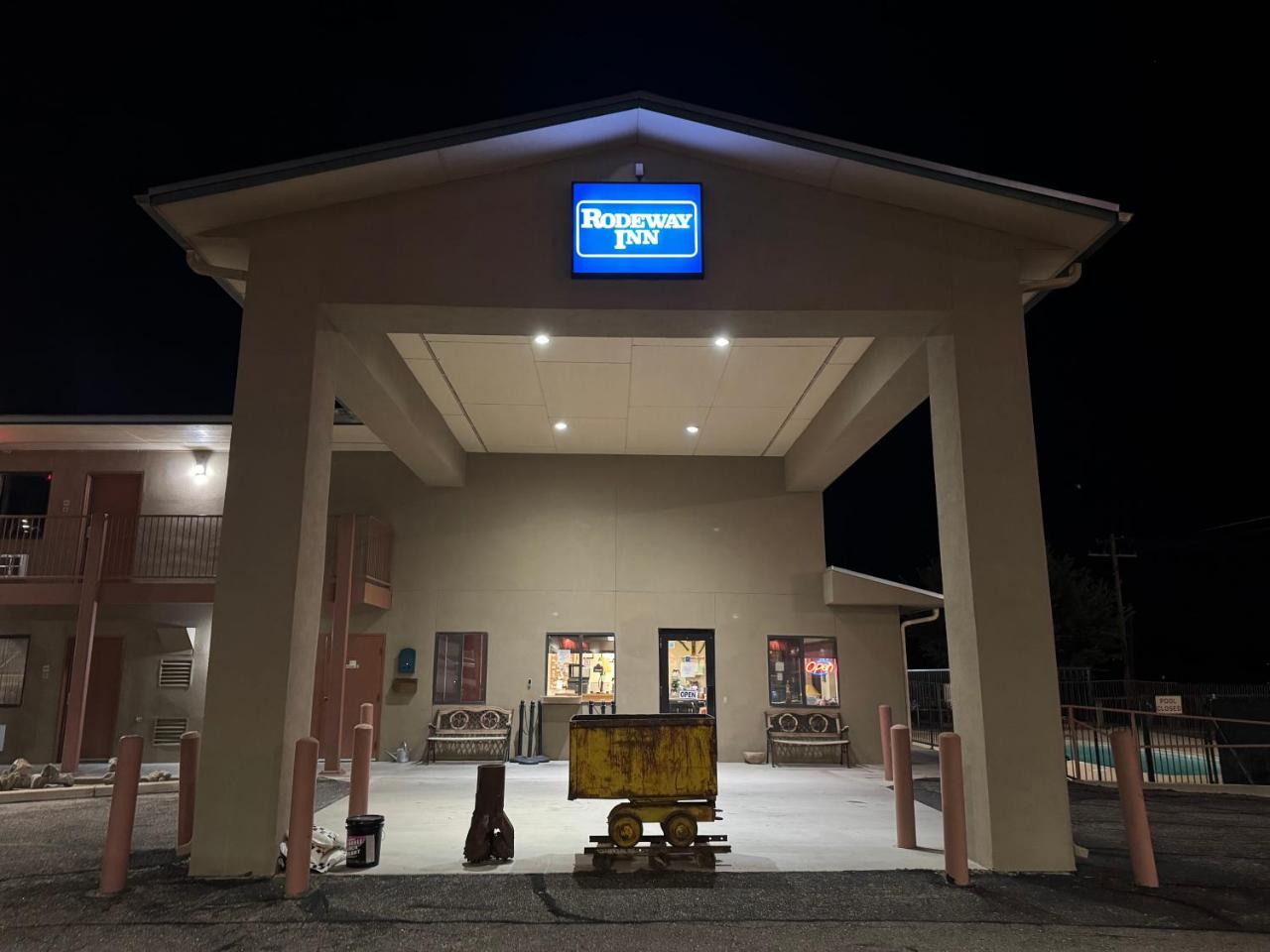 Rodeway Inn Copper Stay Benson AZ I-10 Exit 304