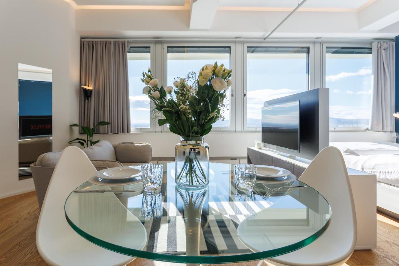 Luxury City Apartment with Skyline View - 2