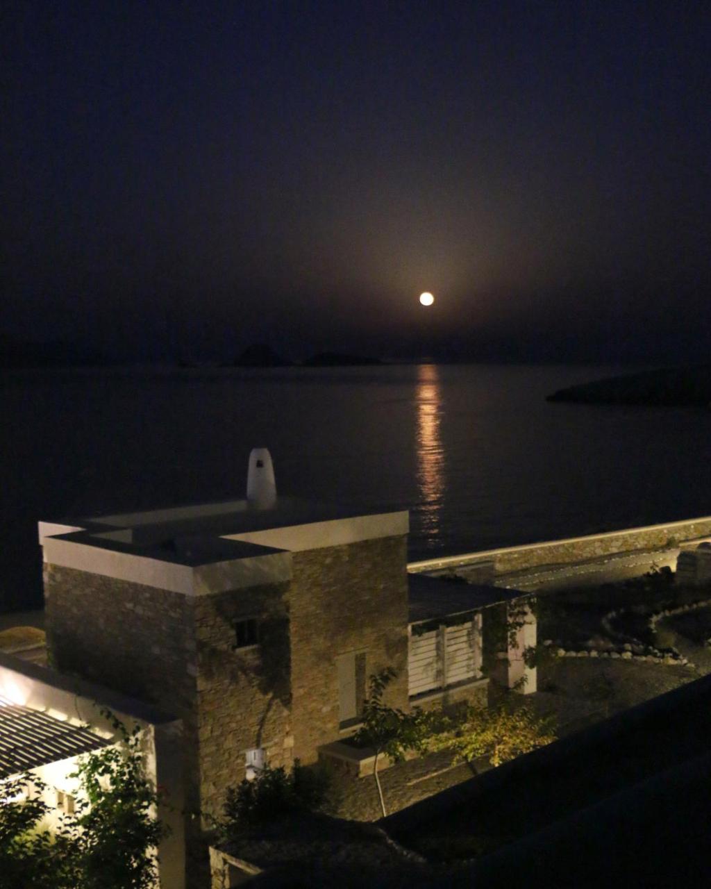 Folegandros Villas Beachfront - 2