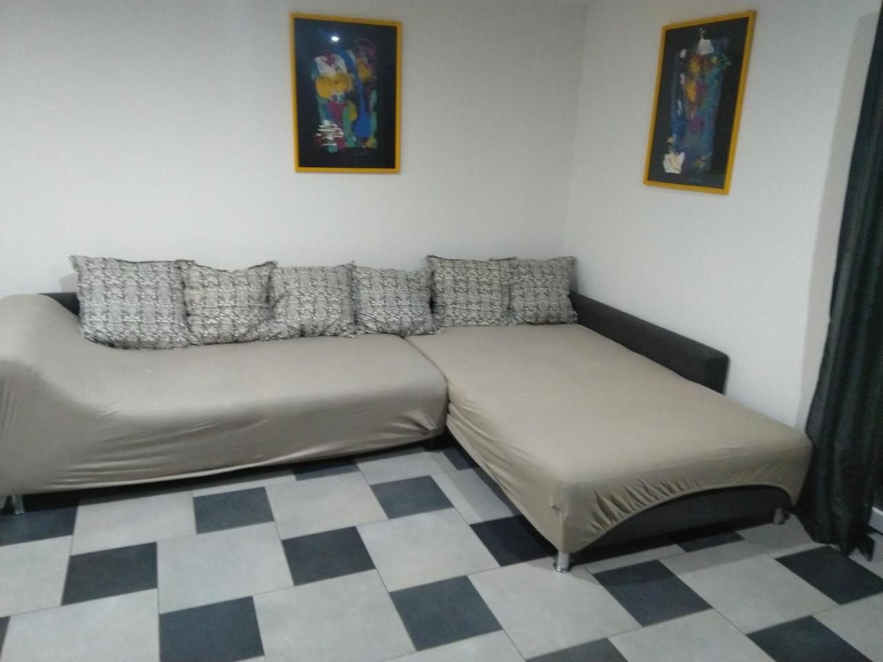 Appartement Rdc - 2