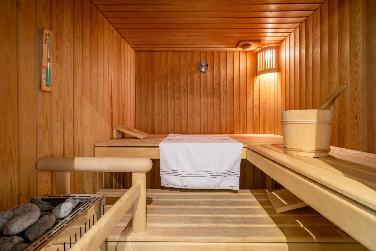 Chalet Apartments Iseltwald - 5