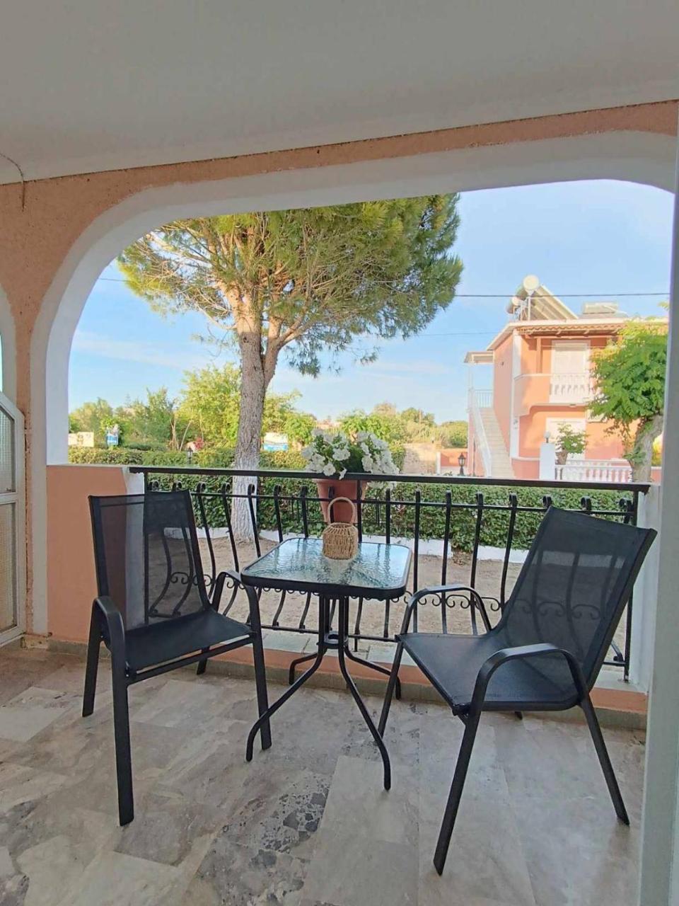 Photo - Roussa's Apartments