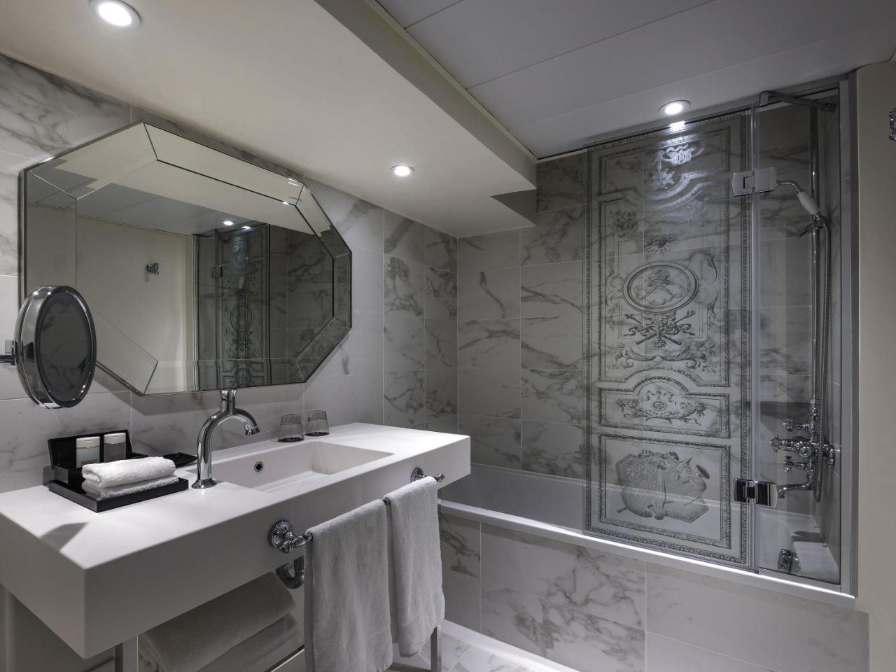 Le Louis Hotel Versailles Château - MGallery Collection photo 3