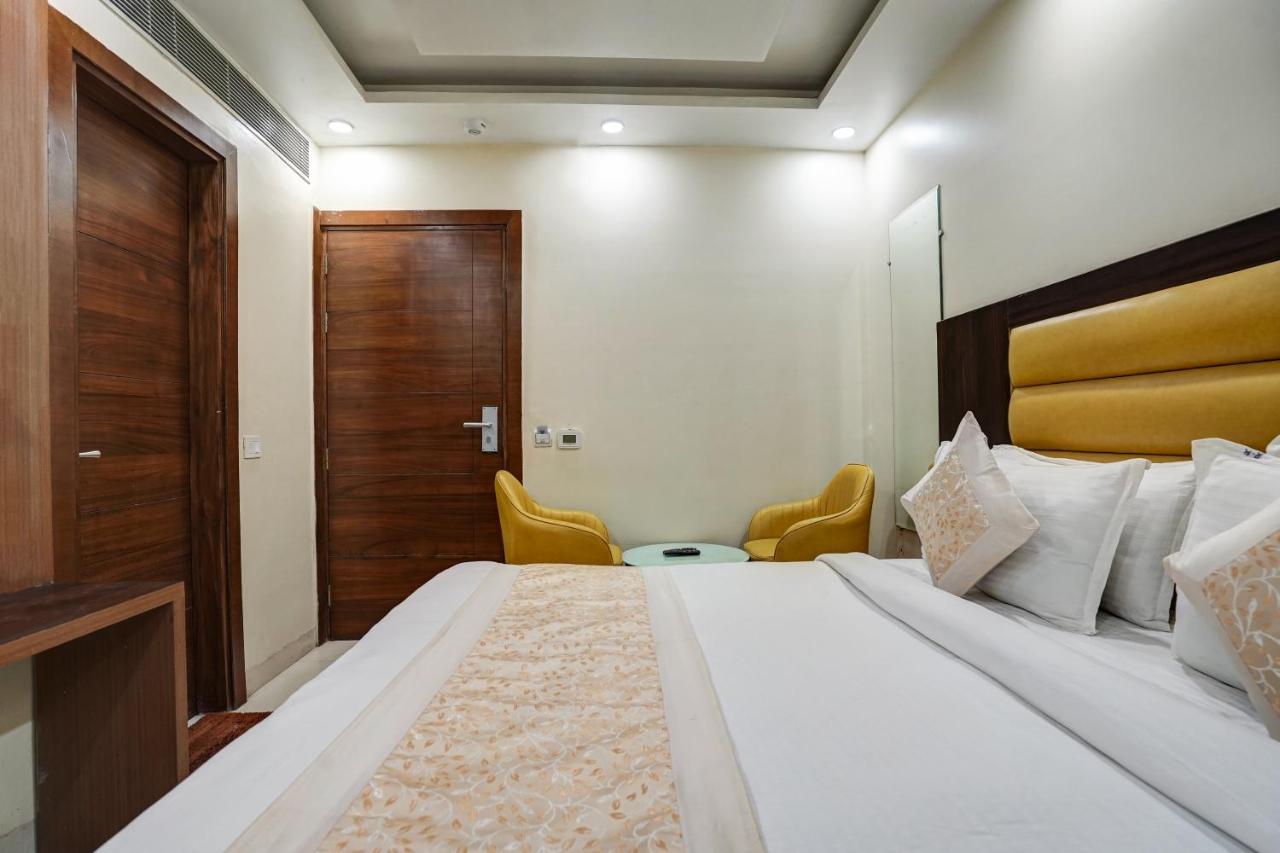 Hotel Royal Rosette- 2 Minutes Walking Distance From New Delhi Railway Station & Connaught Place photo 4