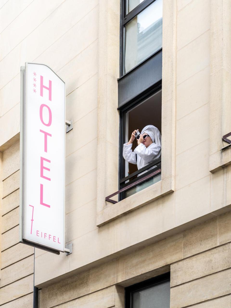 Le 7 Eiffel Hotel by Malone