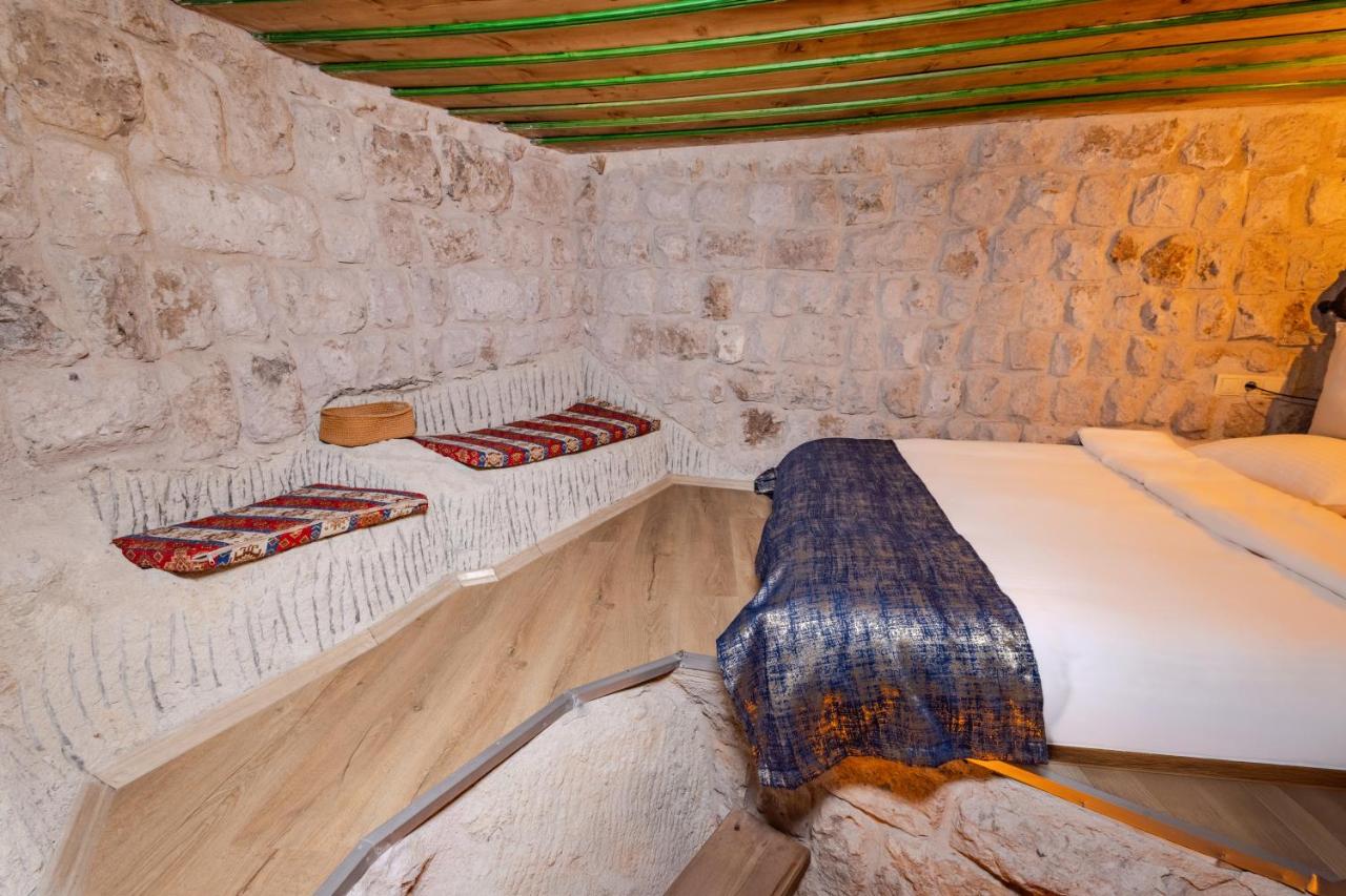 Saliche Cave Suite photo 4