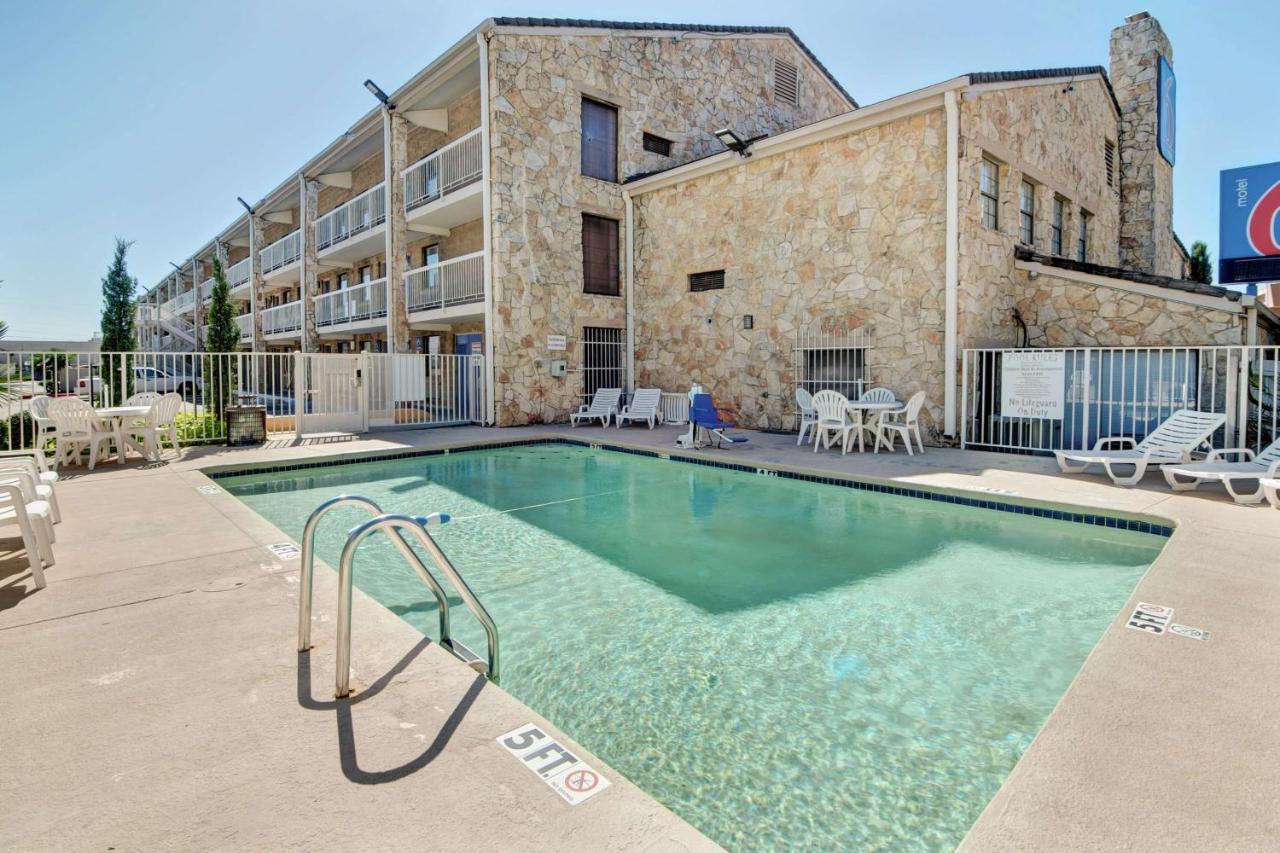 Motel 6-Dallas, TX - Forest Lane Thumbnail