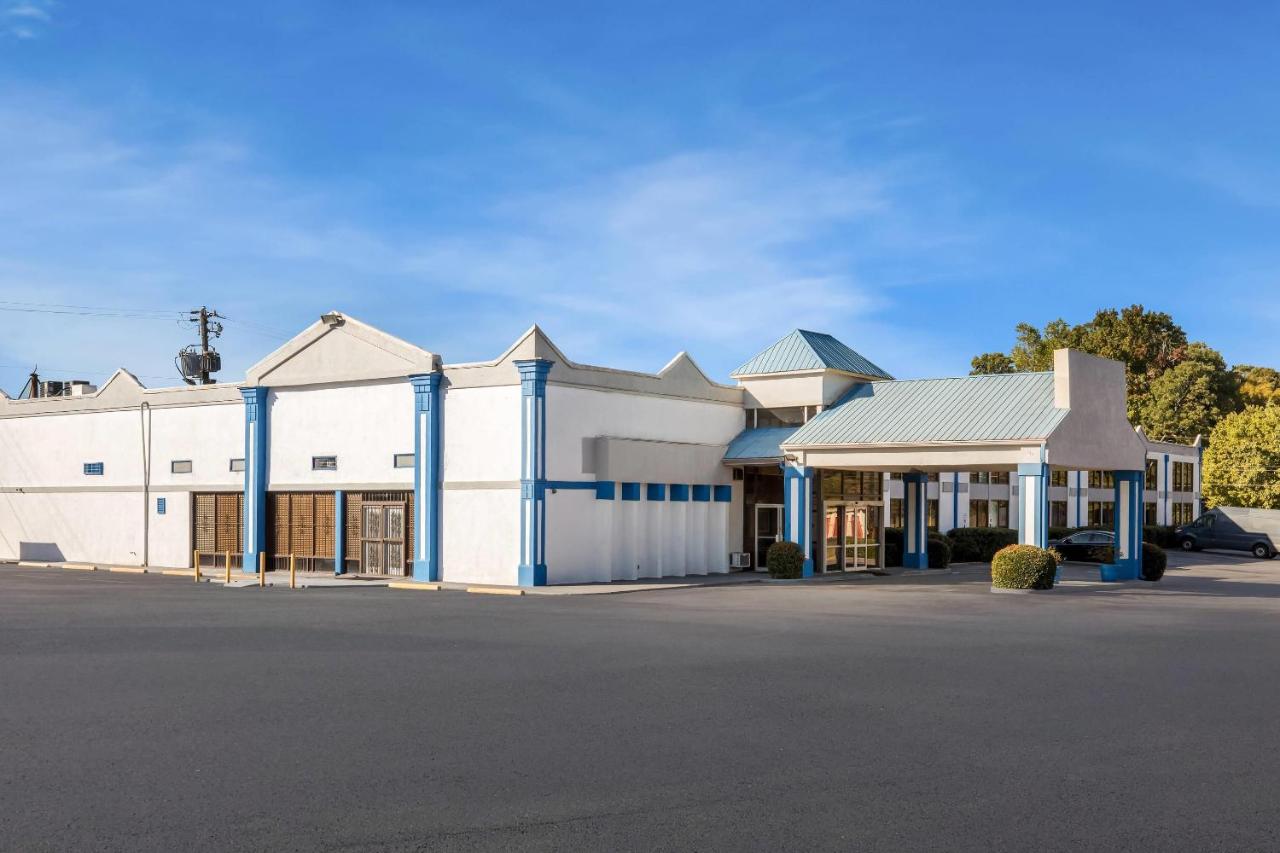 Rodeway Inn Stone Mountain