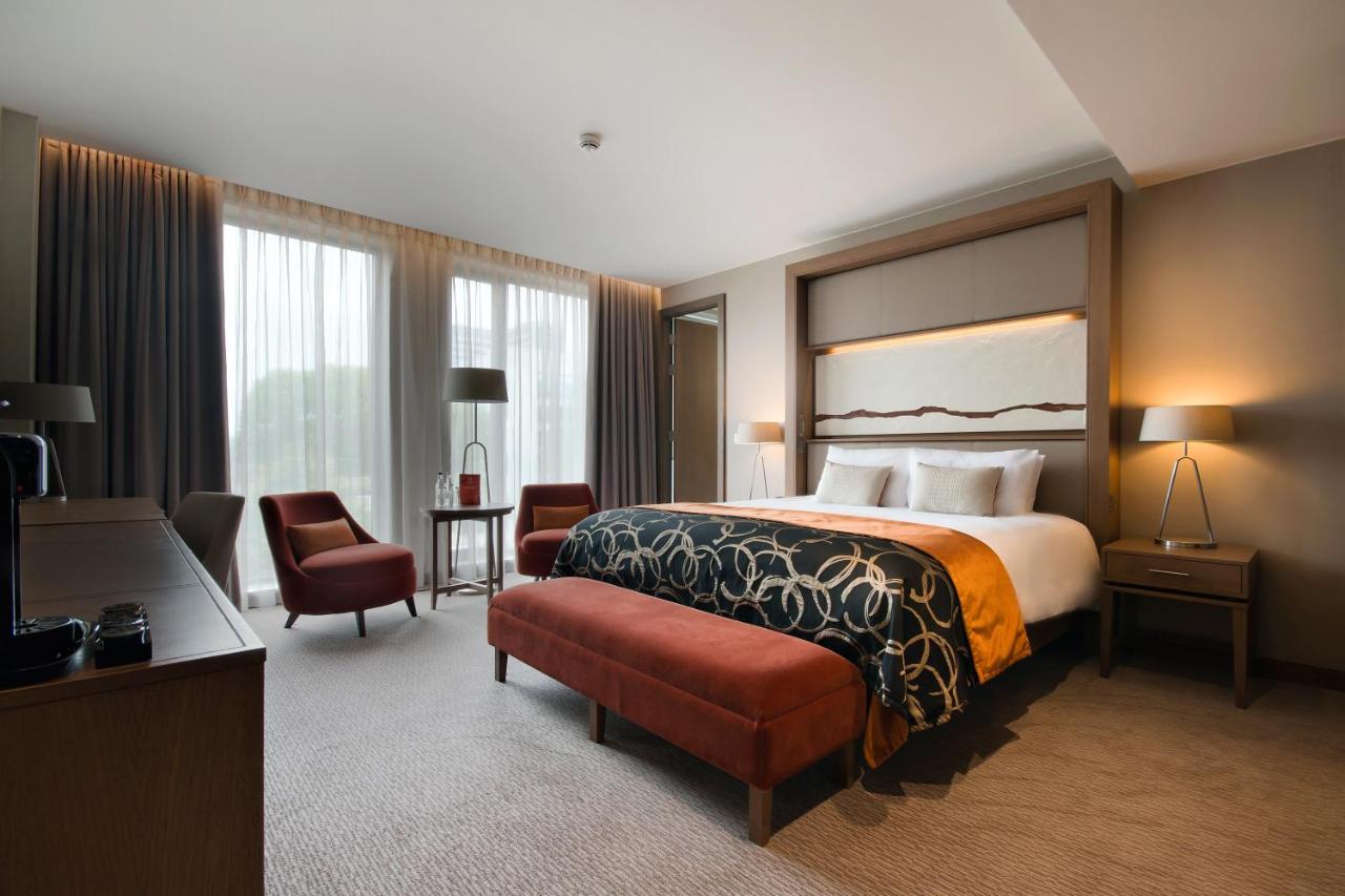 Clayton Hotel Chiswick - 3