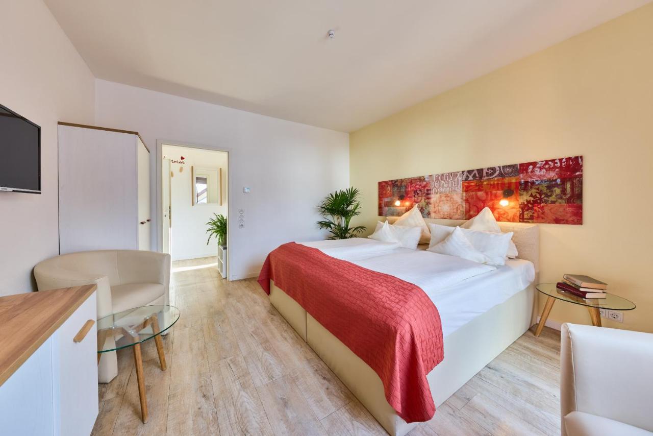 Arador-City Hotel
