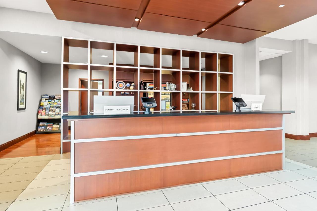 Photo - Four Points by Sheraton Oklahoma City Quail Springs