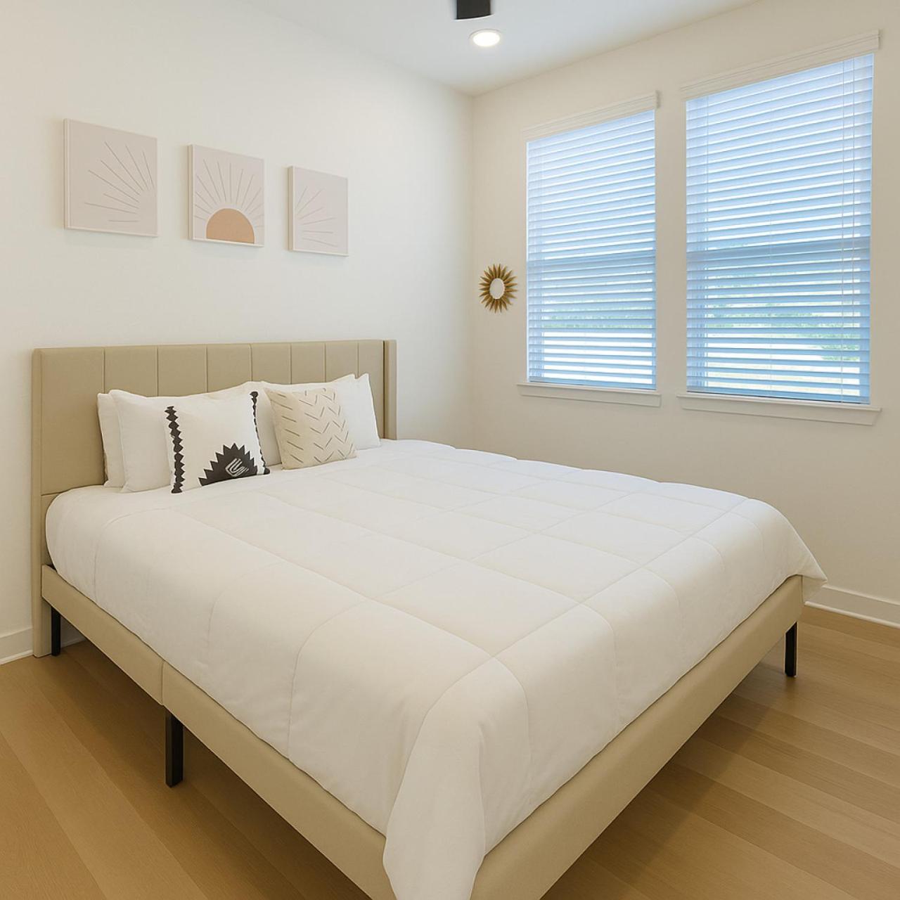 Worker friendly A plus Location Warm and Cozy - 2