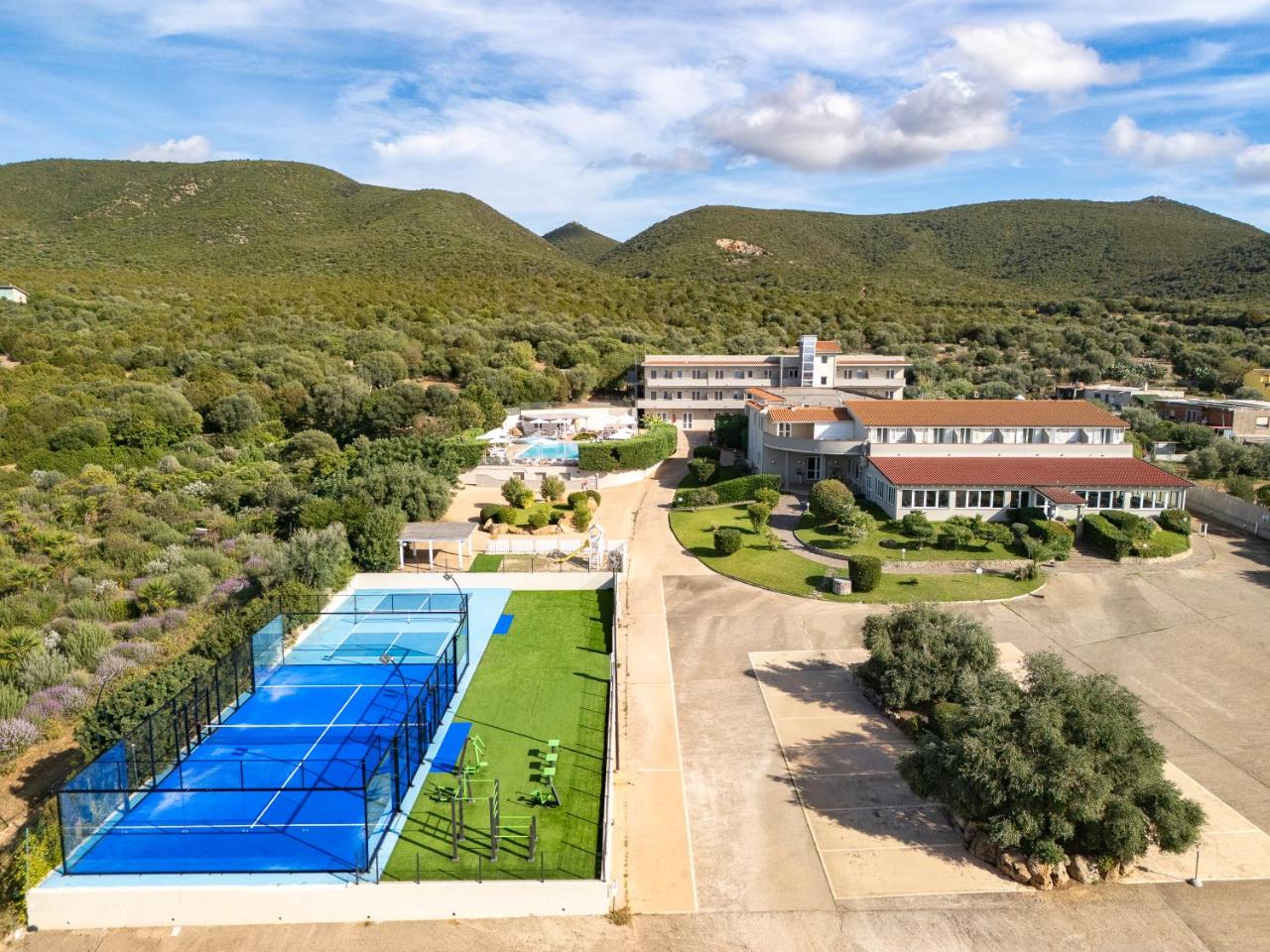 Lu' Hotel Porto Pino