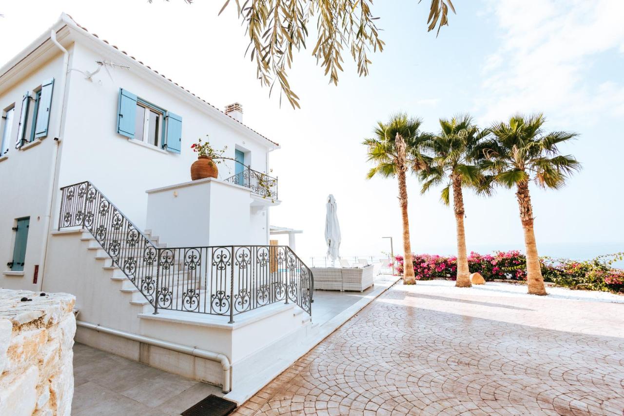 Luxury Apartments La Villa - 4