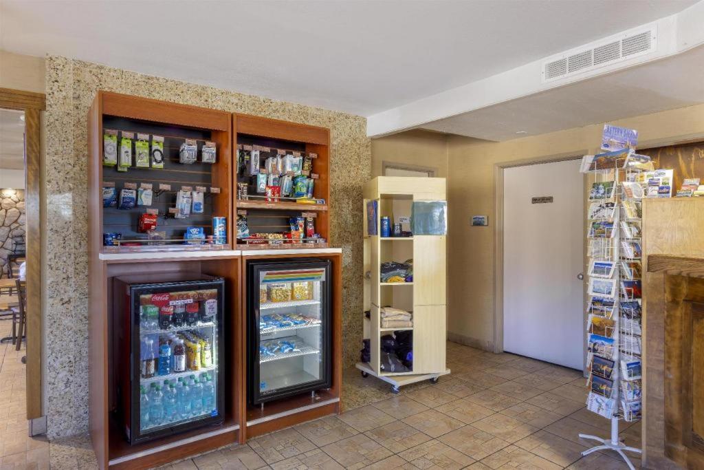 Best Western Frontier Motel photo 3