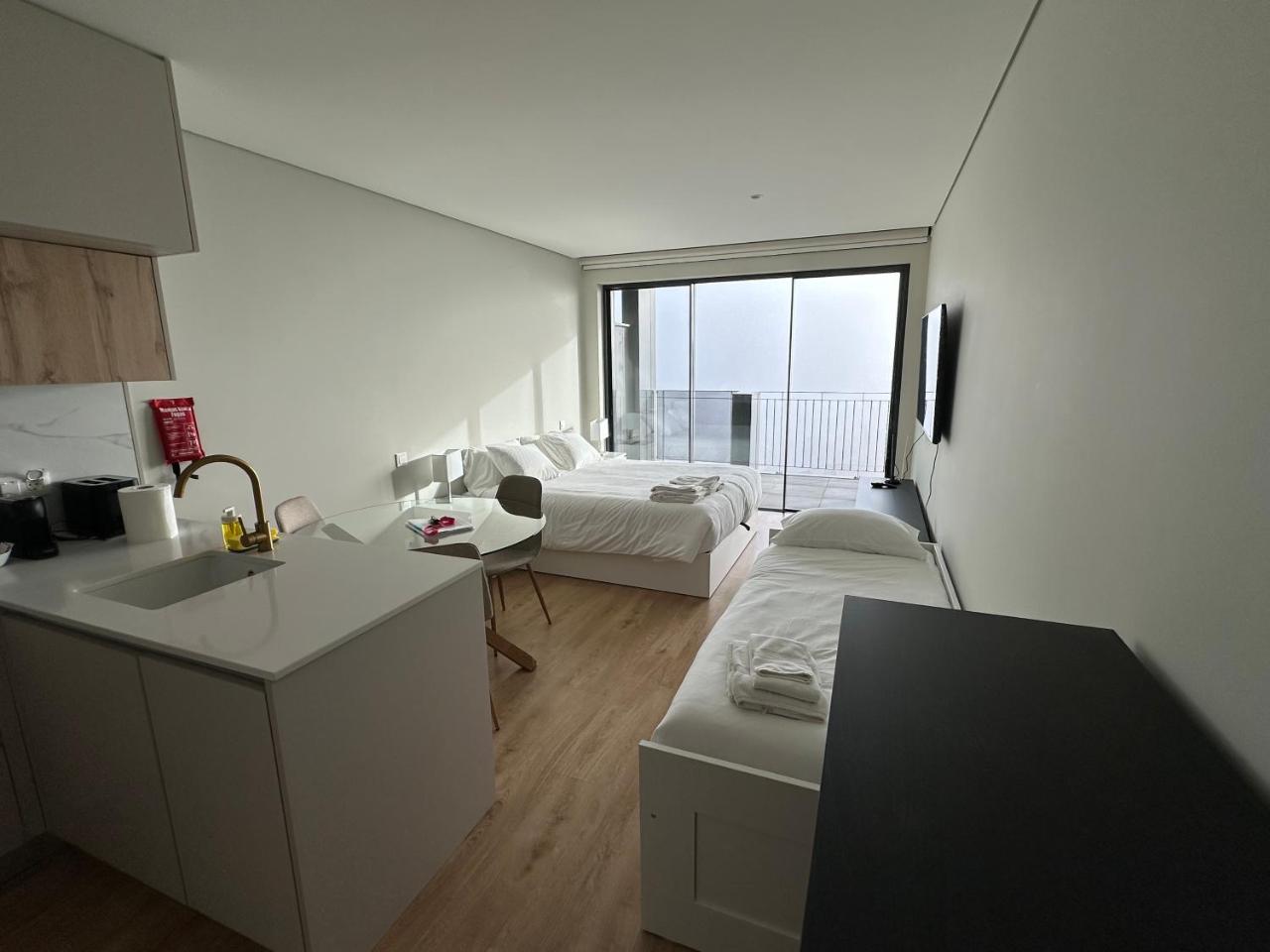New Douro Tower 305 with shared pool and parking - 4