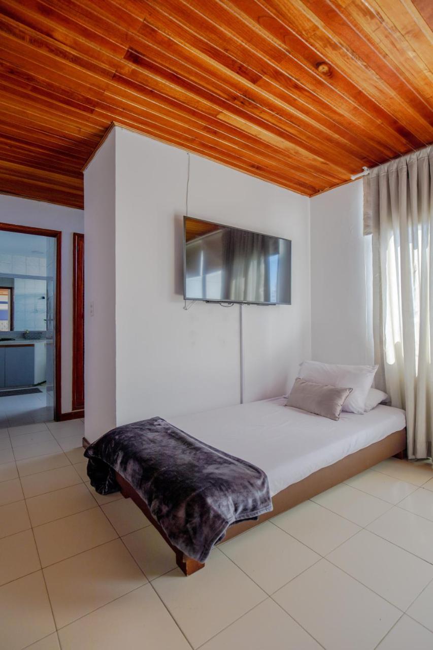 Amplia habitación con vista al mar y baño privado photo 4