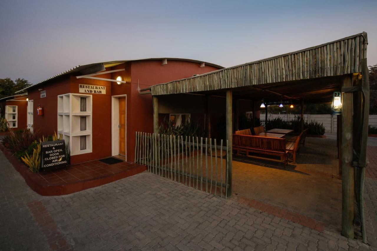 Mokoro Lodge photo 2
