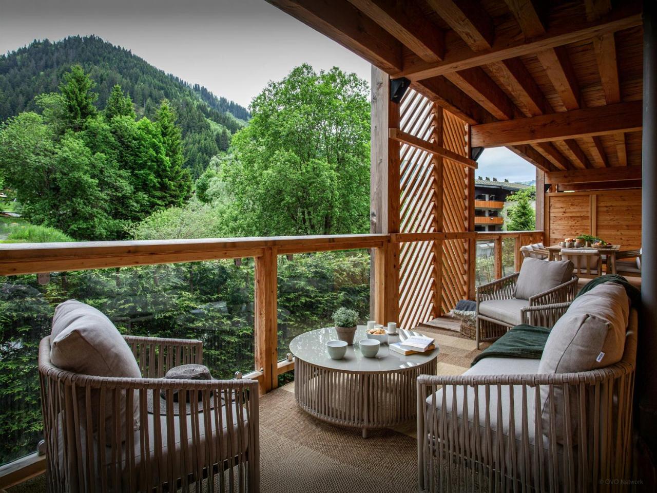 Lodge Cresson - OVO Network - 6