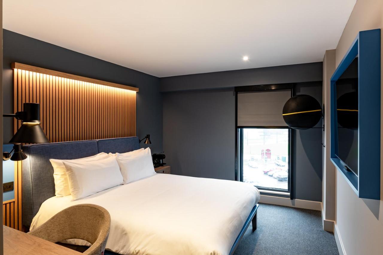 Village Hotel Manchester Ashton - 4