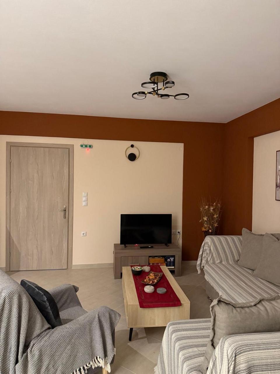 Papi's Cozy Apartment - 4