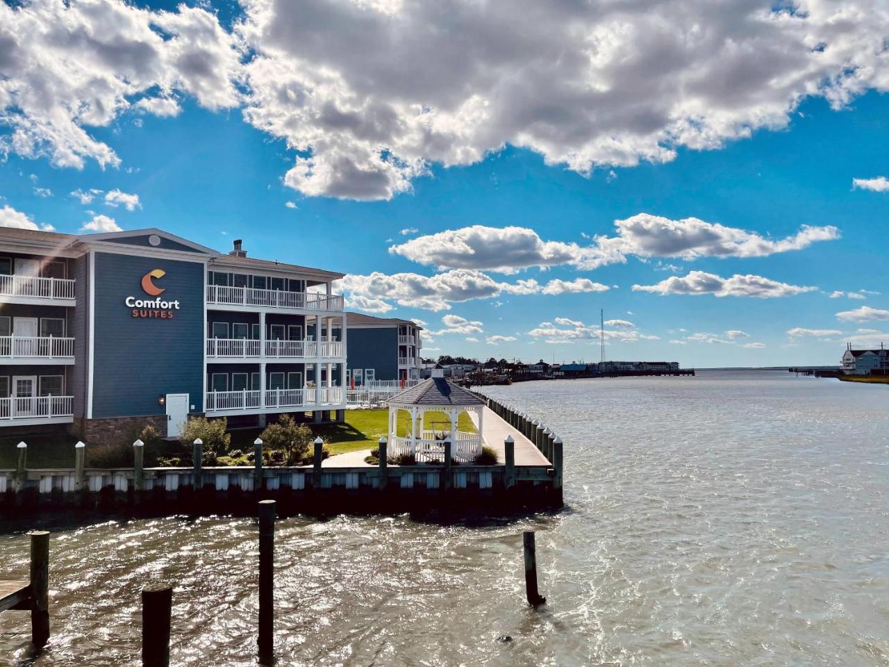 Comfort Suites Chincoteague Island Bayfront Resort - 4