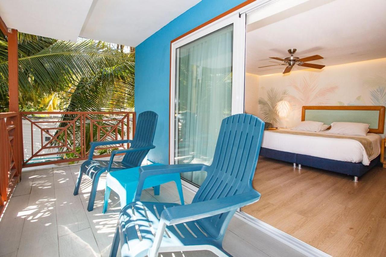 Hotel Cocoplum Beach photo 4