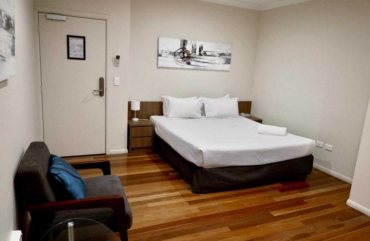 The Australian Hotel Motel photo 2