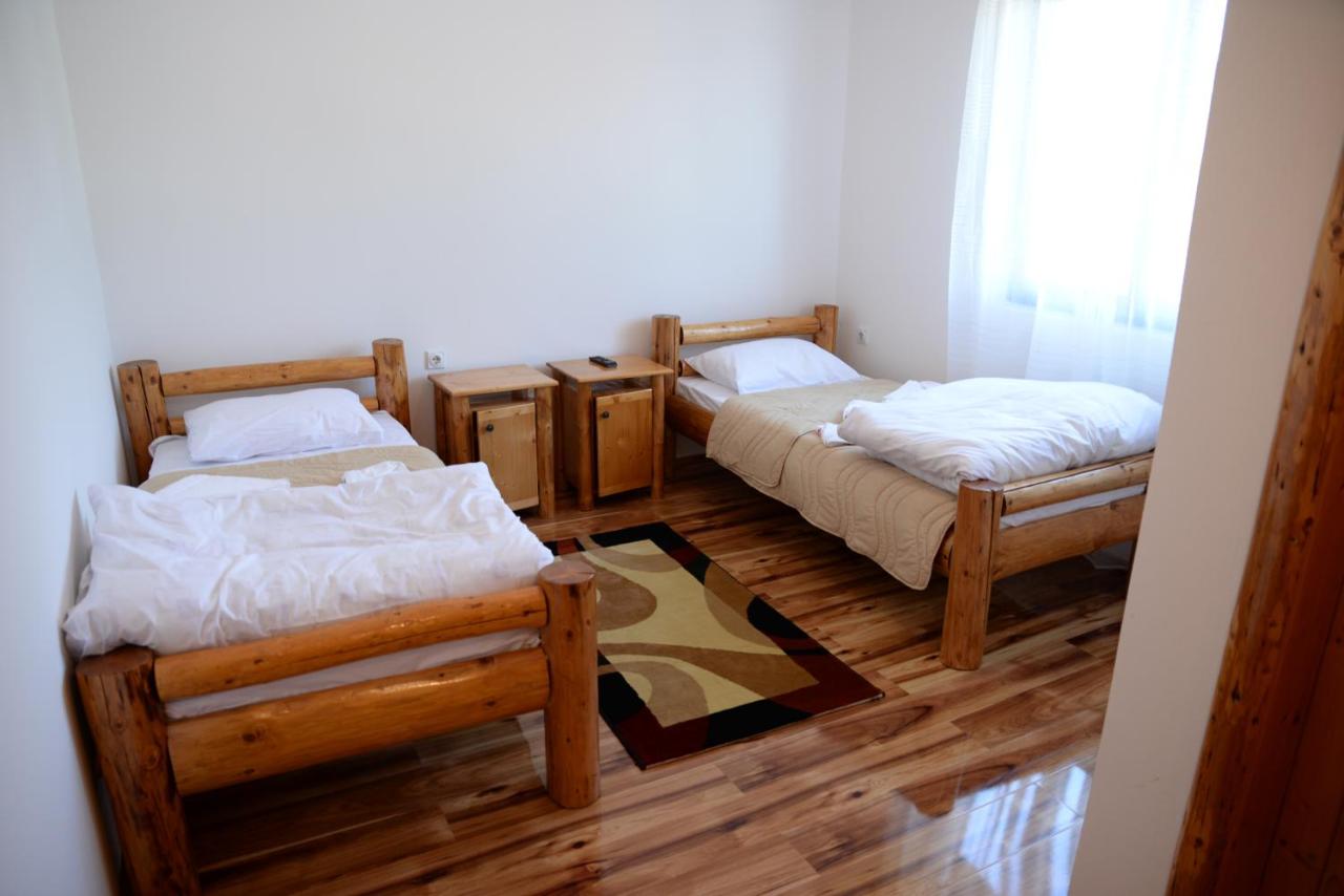 Motel Nacionalni Restoran Ognjiste photo 2