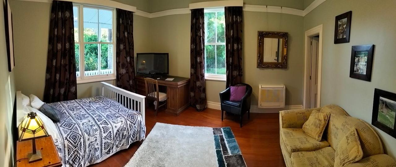 Lupton Lodge