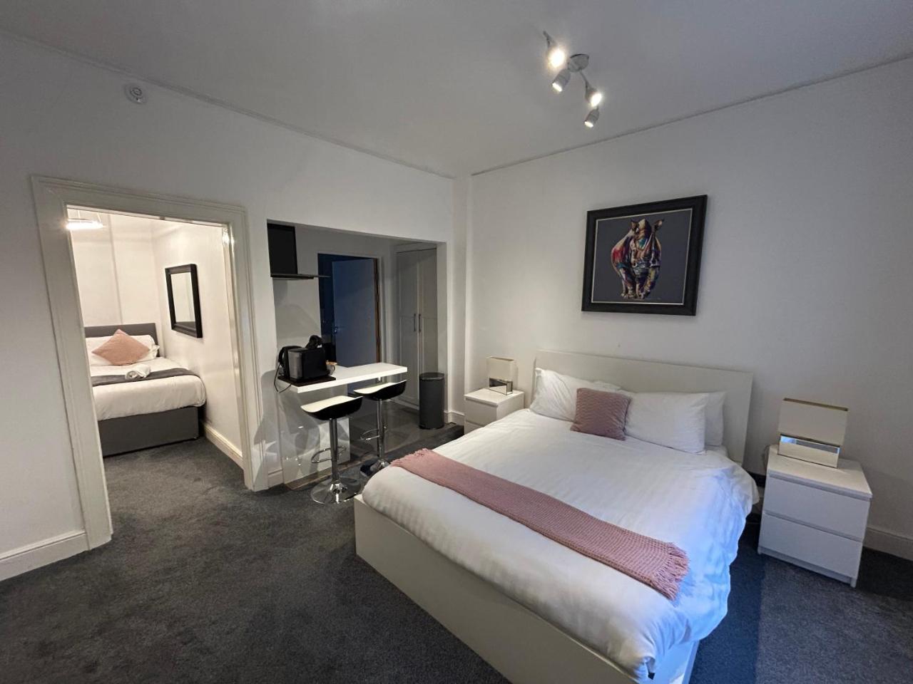 Sun Street Aparthotel - 6
