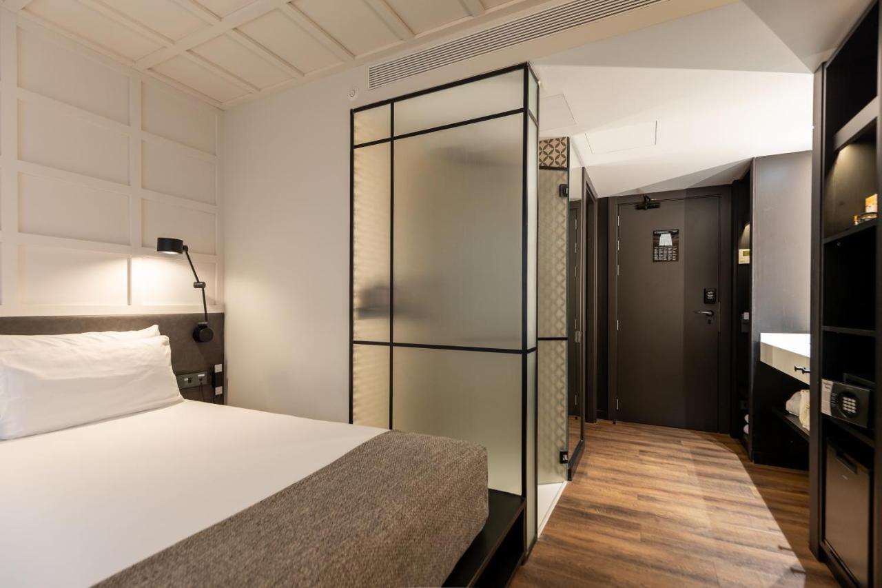 Yurbban Ramblas Boutique Hotel photo 3