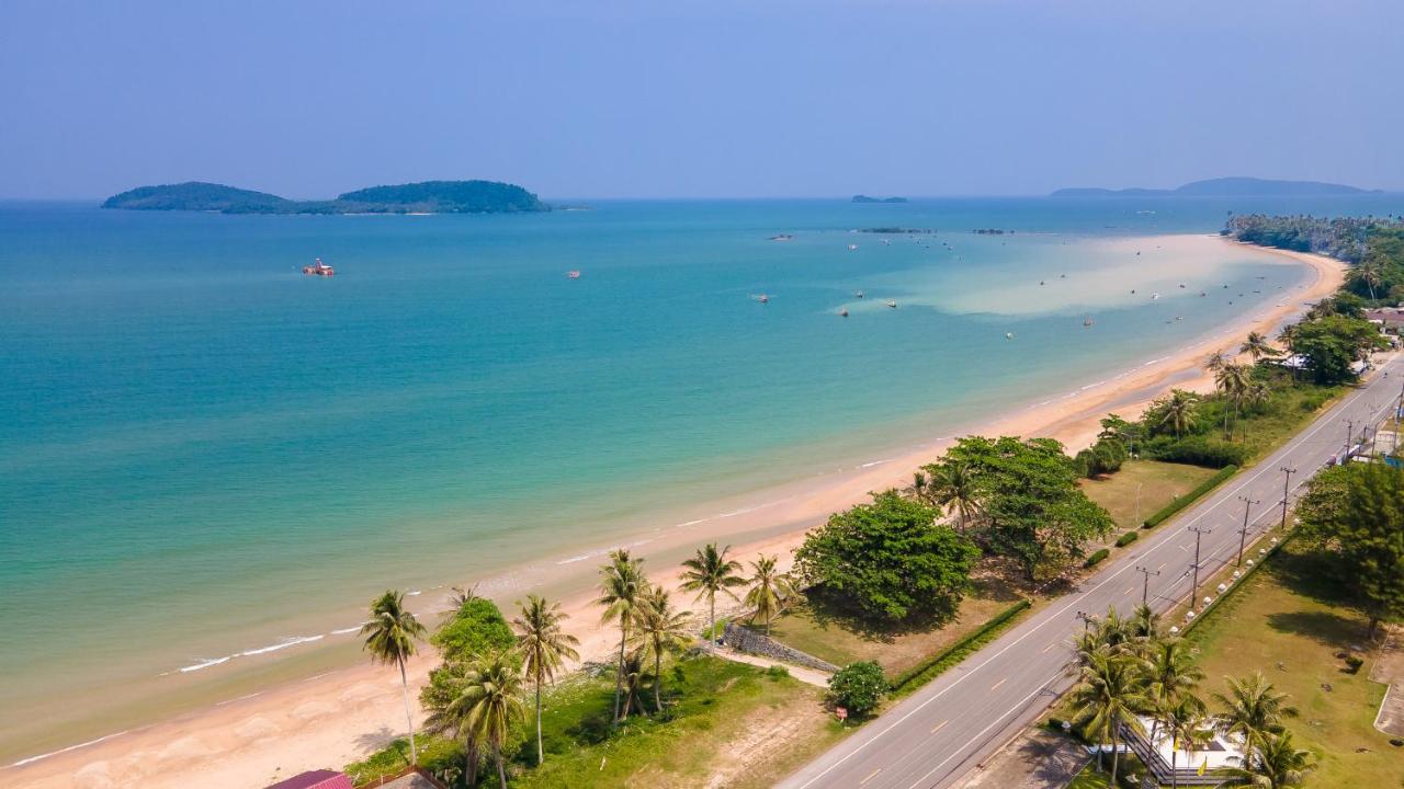 Foto - The Nouveau Chumphon Beach Resort And Golf