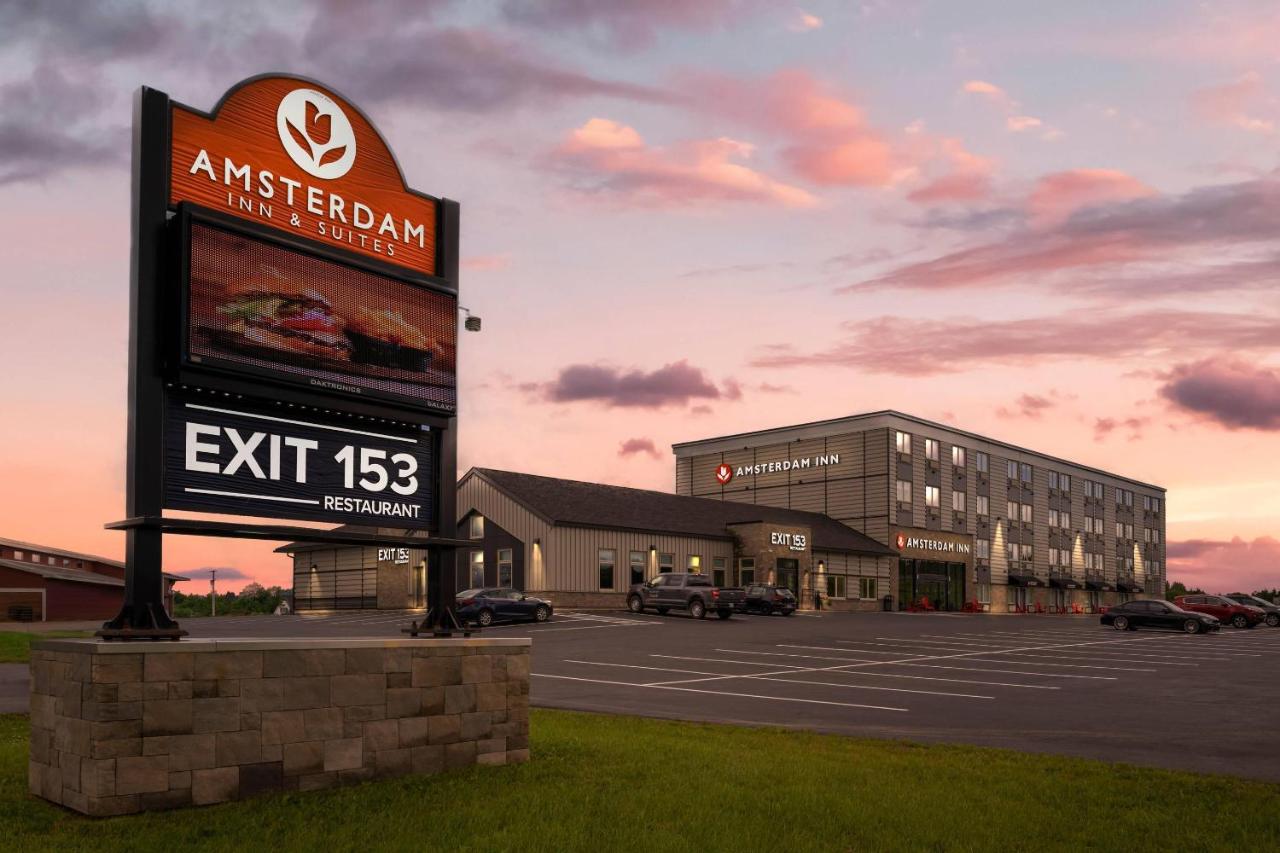 Amsterdam Inn & Suites Florenceville Bristol, an Ascend Collection Hotel photo 4