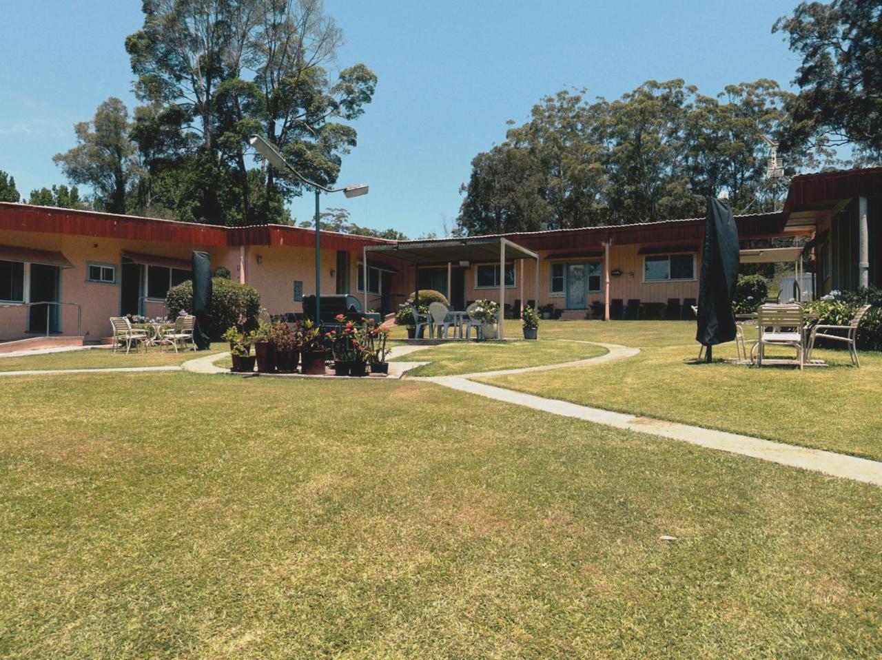 Major Innes Motel photo 2