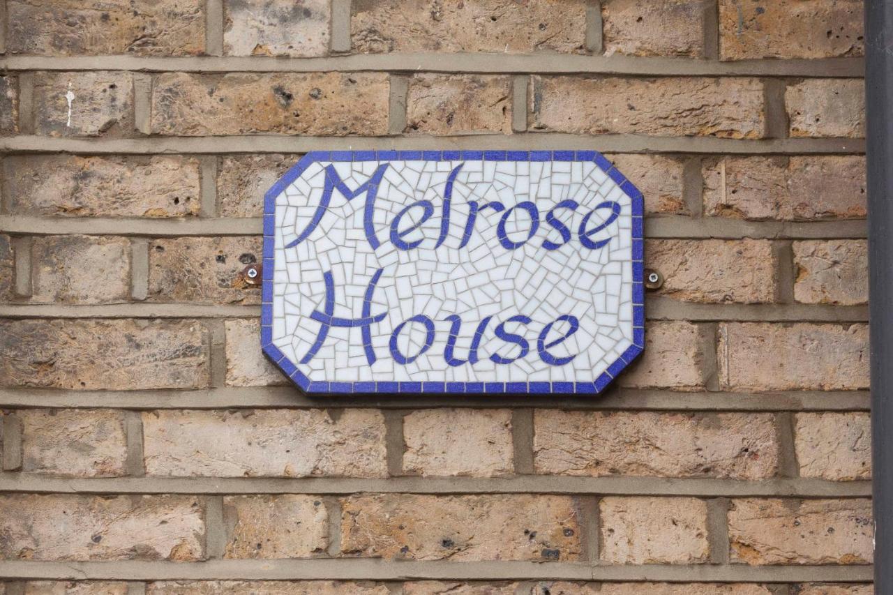 Melrose House photo 3