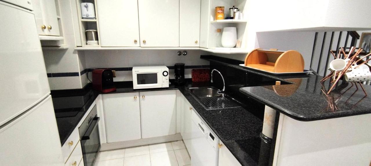 Torrevieja CityCenter LocosBeach 50m Exclusive Apartment - 4
