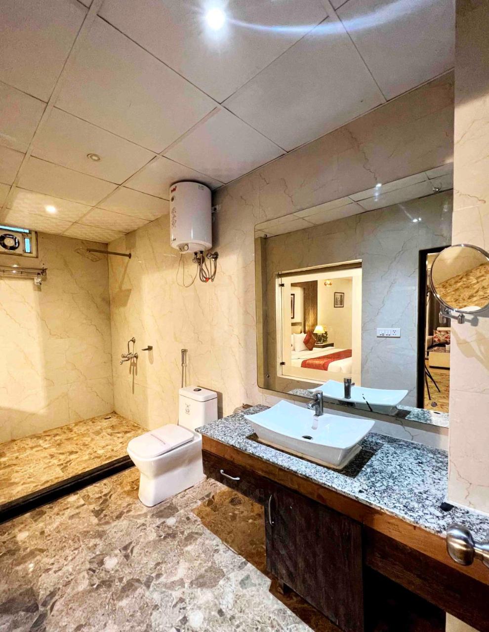 Foto - V Hotel TSSG near Delhi IGI Airport