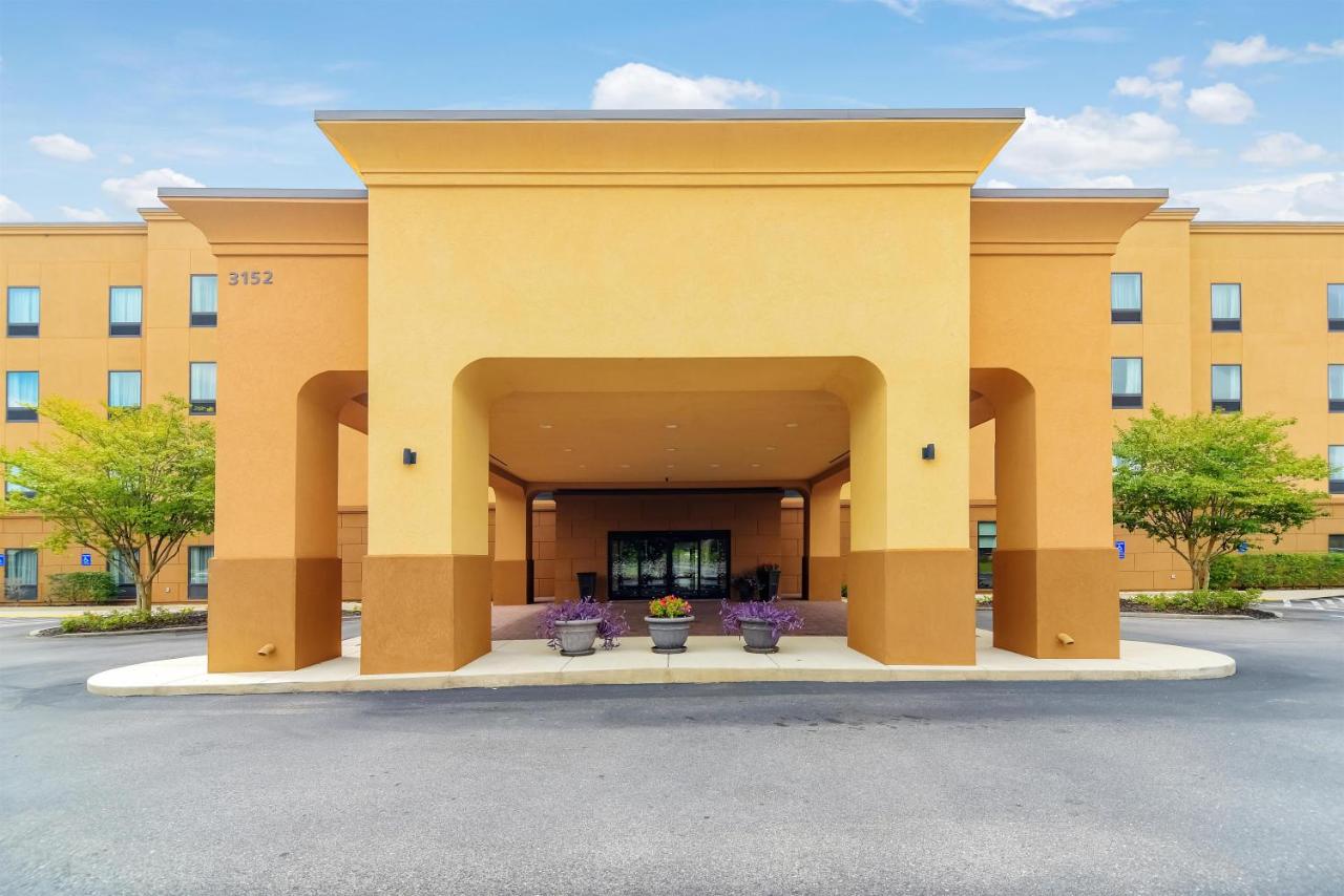 Photo - Hampton Inn Foley
