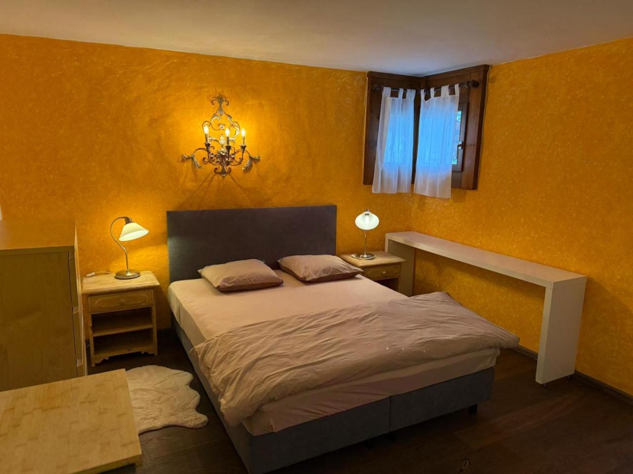 Champfer Garden Apartment - 6