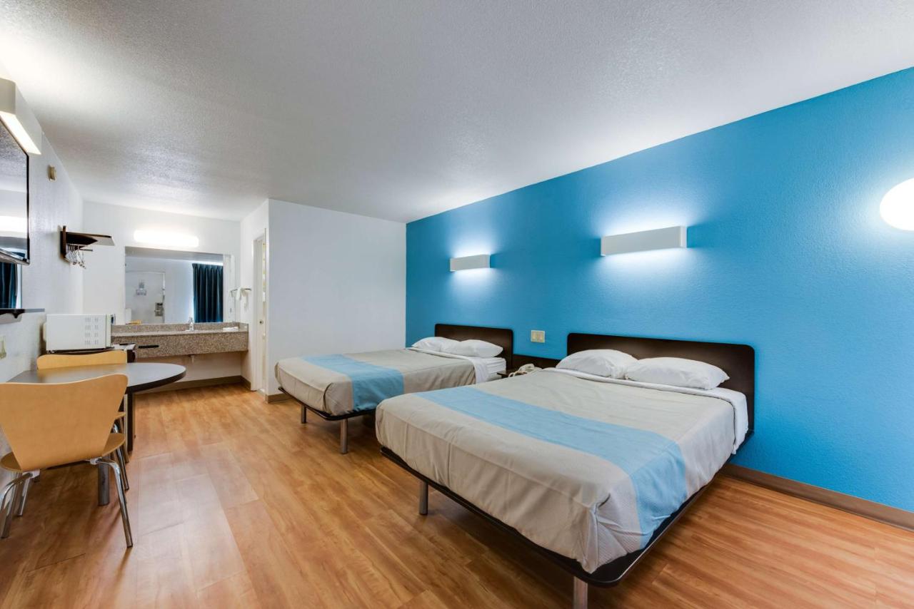 Motel 6 Kingston, TN photo 2